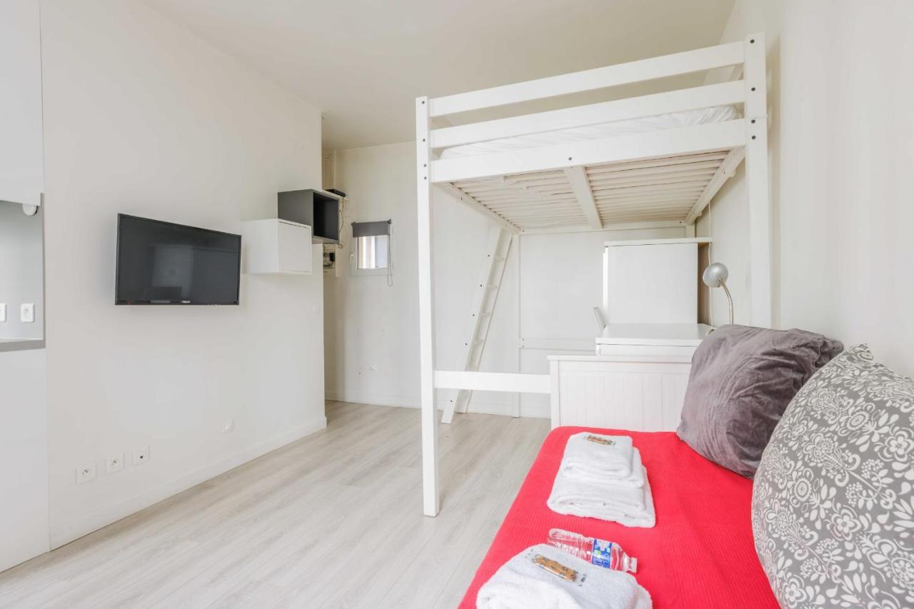 Cozy Studio In The Heart Of Montmartre - Blanches 2 Apartment Paris Bagian luar foto